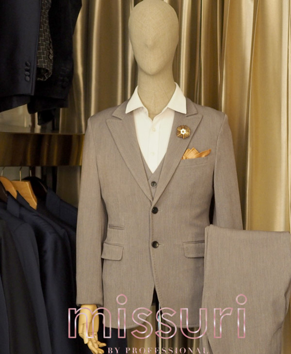 ชุดสูททักซิโด้ไซส์ใหญ่ สีเทา ปกดำ หนึ่งกระดุม สูทคนอ้วน เหมาะไปงานรับรางวัล งานกาล่าดินเนอร์ งานปาร์ตี้สไตล์วินเทจ 